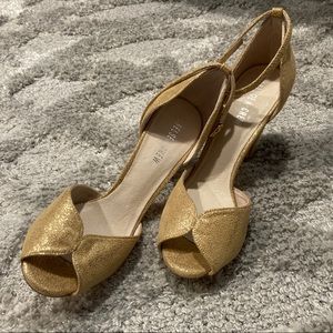 Cute 1950s ‘styled’ vintage heels